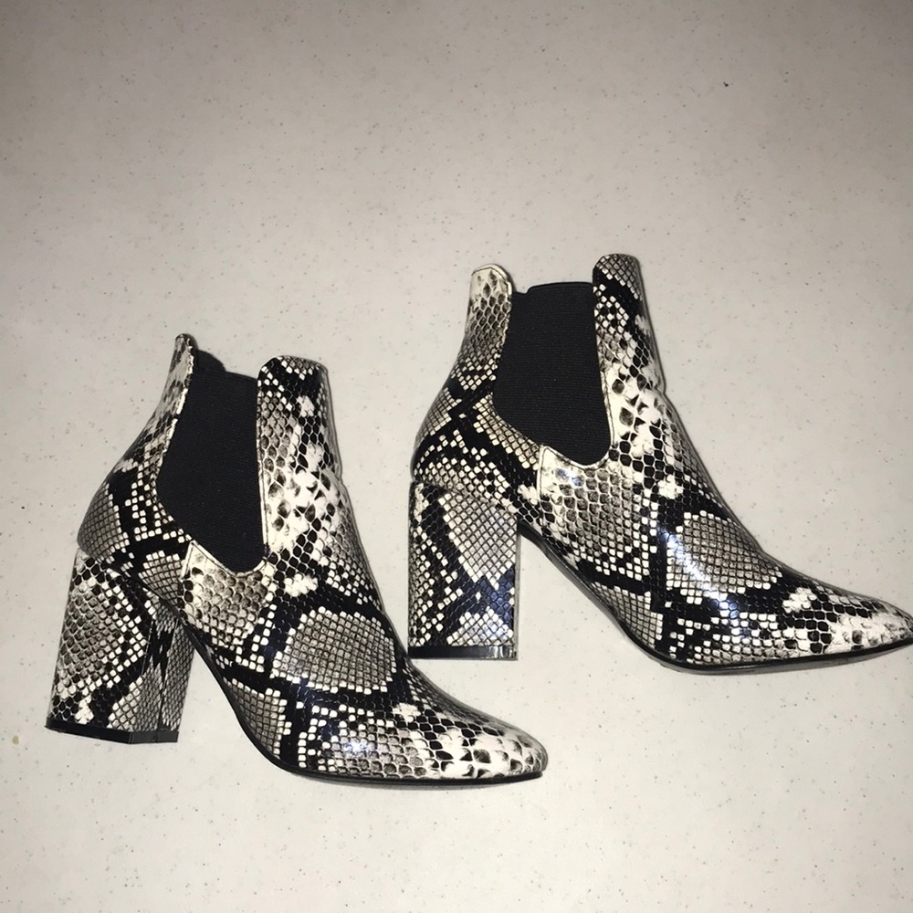 Snake Print Booties 🐍